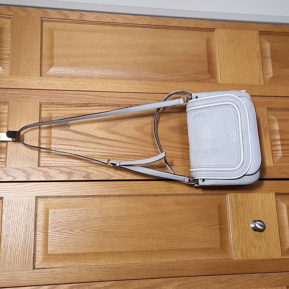 Kate Spade Gray & White Handbag - Picture 5 of 9